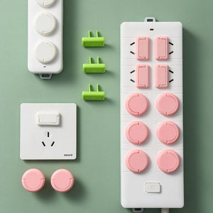 16 PCS CHILD SAFETY SOCKET COVER (8 PCS 3 LEGS) (8 PCS 2 LEGS)